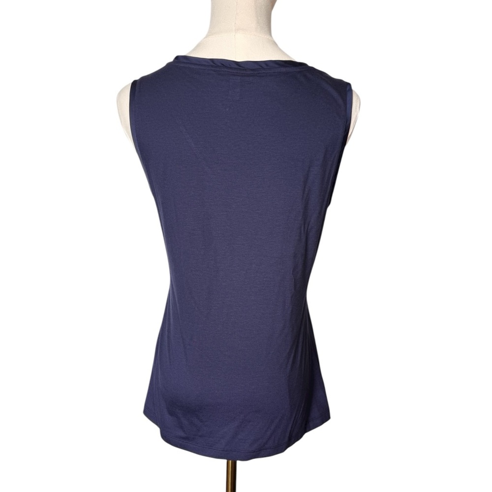 Banana Republic Women's Deep Navy V Neck Sleeveless Top Size Medium Petite - Picture 4 of 10